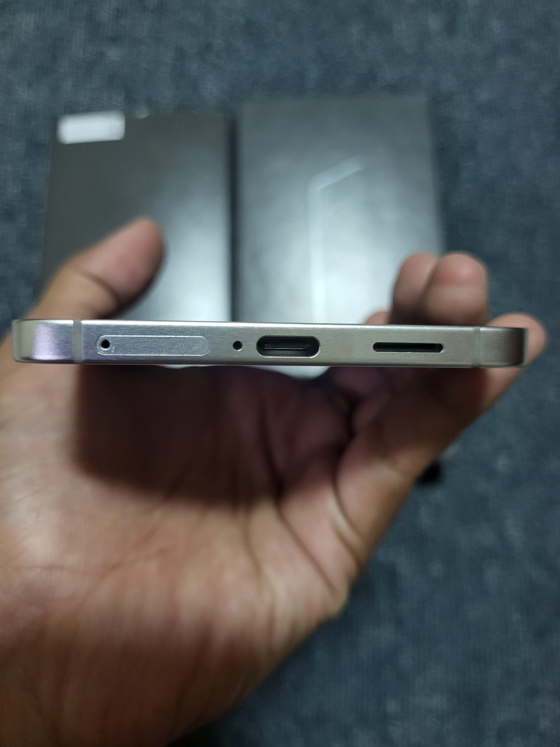 SAMSUNG GALAXY S25 EDGE12/256GB TITANIUM ICEBLE FULLSET MULUS GRADE:A - Image 4